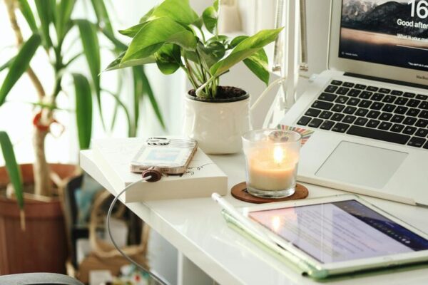 Tips for Creating an Inviting and Productive Home Office Space